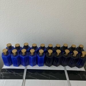 Fontainebleau 10 shampoo and 10 conditioners. Size bottle 3.4oz